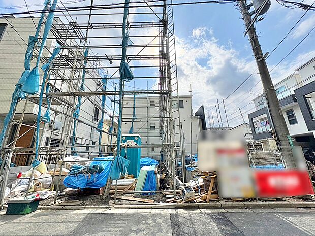 建物の居住性に拘った邸宅は「安らぎ」と「快適」を実現。(令和8年3月 撮影)