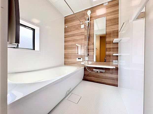 毎日の疲れを癒しつつ、モダンな空間を演出しています。