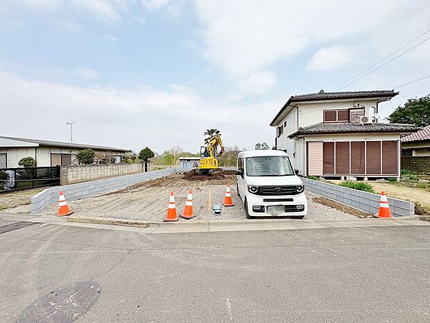 ゆとりの敷地70.1坪。全体を融合させることでより高いステータスの演出が可能。(令和8年3月 撮影)