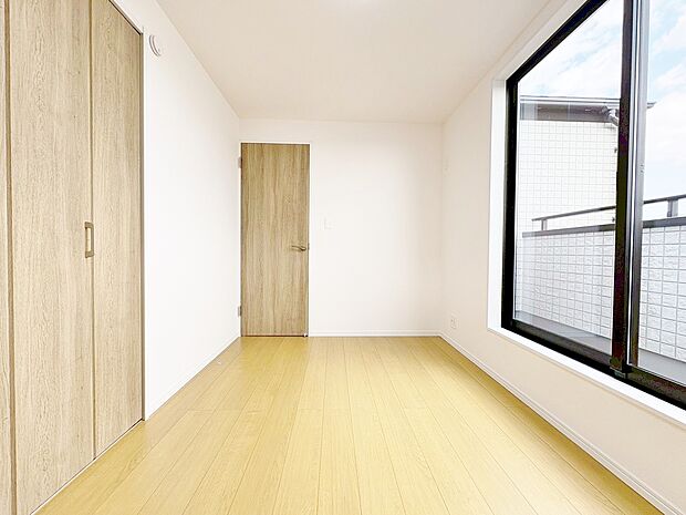 充実した生活は伸びやかな居室空間から始まります。