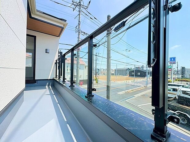 かけがえのない街並みや風景が広がります。