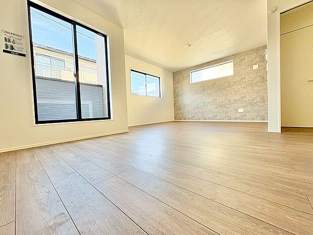 アクセントクロスはお気に入りの家具も引き立たせてくれます。