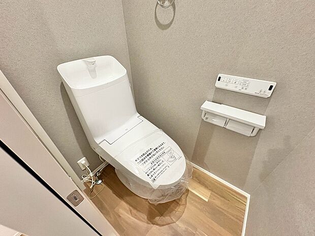 洗浄便座はいつでも快適に、清潔にご使用いただけます。