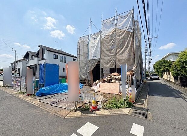 大宮別所小学校まで500m。通学も安心な立地。(令和8年6月 撮影)