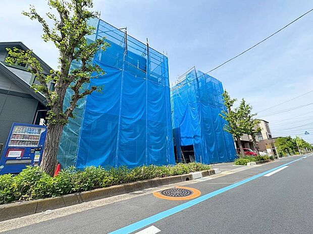 建物の居住性に拘った邸宅は「安らぎ」と「快適」を実現。(令和8年4月 撮影)