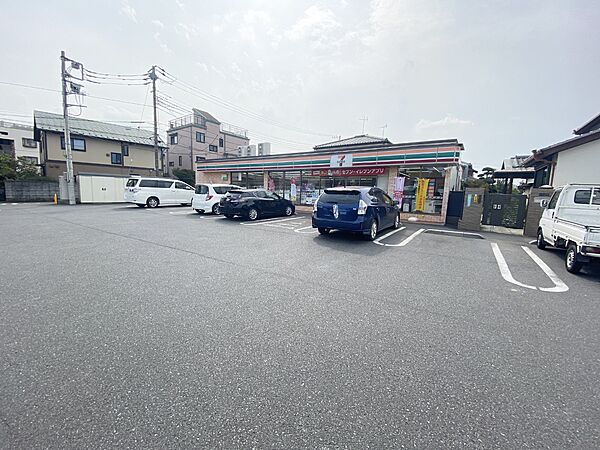 セブン-イレブン さいたま大谷口店まで約800m