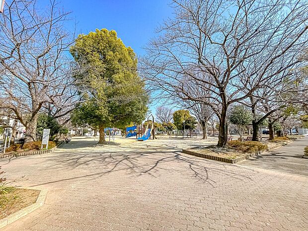 前川第1公園まで約160m