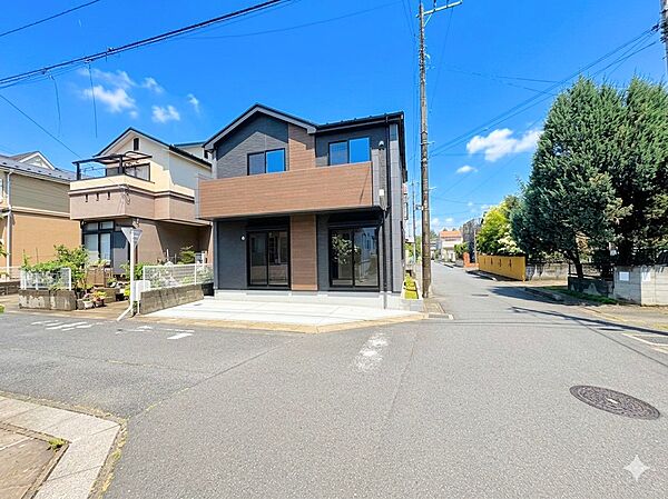 設計者の拘りが伝わってくる素敵な建物です。