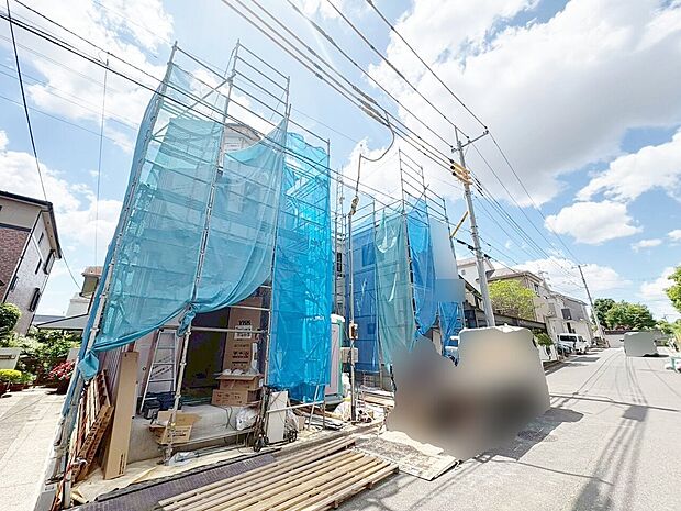 ここに住まう方へ余すこと無く太陽の恵みを届けられるように。(令和8年5月 撮影)