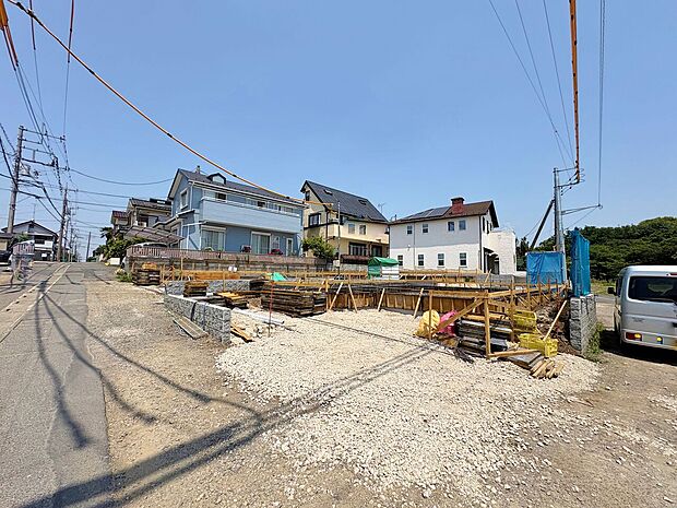 全室南向きの間取り。水回りをまとめた家事ラク設計。(令和8年5月 撮影)