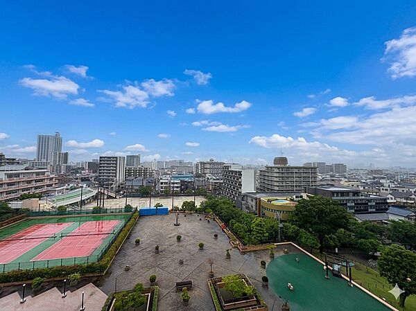 通風・採光にも優れ、心地よい光と風があふれています。