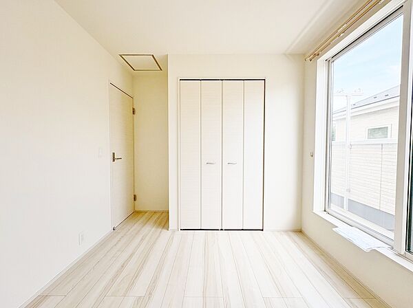 各お部屋にしっかりと収納スペースを設けてあります。