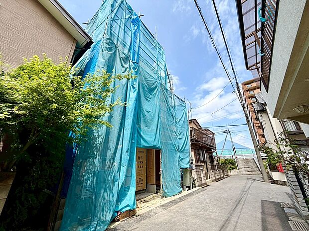 2階と3階にバルコニーを確保いたしました。(令和8年5月 撮影)