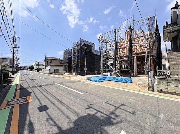 ご家族で共有して利用できる大容量のWICを備えています。(令和8年7月撮影)