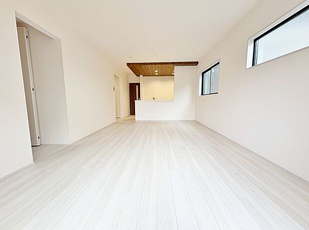 シンプルな清潔感の中にも少しのお洒落感が欲しいものです。