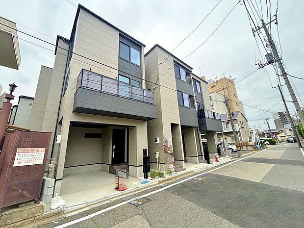 水回りをリビング階にまとめ、毎日の家事動線にも配慮しました。
