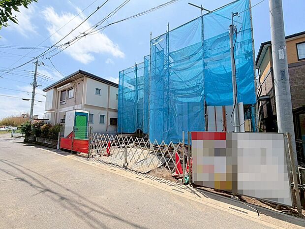 広々としたLDKは人気の対面式キッチンで一体感のある空間です。(令和8年5月 撮影)