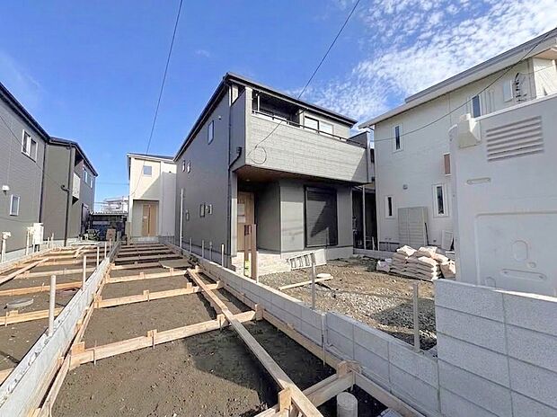 ランドリールームやパントリーを設けた、家事効率の良い間取り。(令和8年9月撮影)