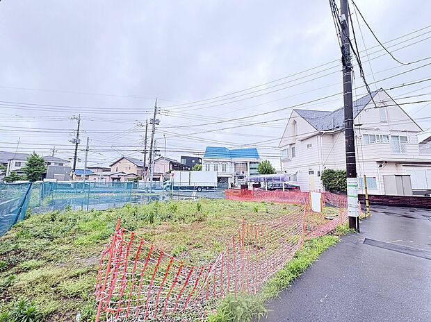 全居室2面採光、南東、南西のバルコニーから明るい陽射しが入ります。(令和8年5月 撮影)