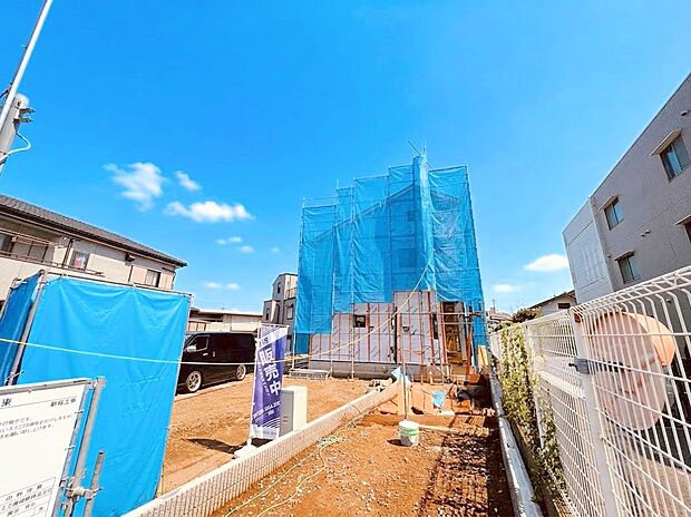 2階は全居室二面採光、採光に富んだ設計で明るい空間を演出。(令和8年9月撮影)