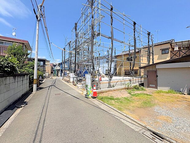 穏やかな風と陽光を導き、プライバシーを配慮した設計プラン。(令和8年7月撮影)