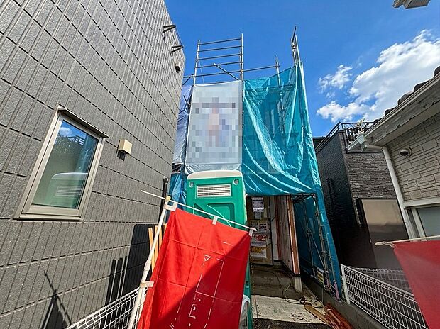 17帖のLDKはくつろぐ方とお料理をされる方の一体感を重視した設計。(令和8年9月撮影)