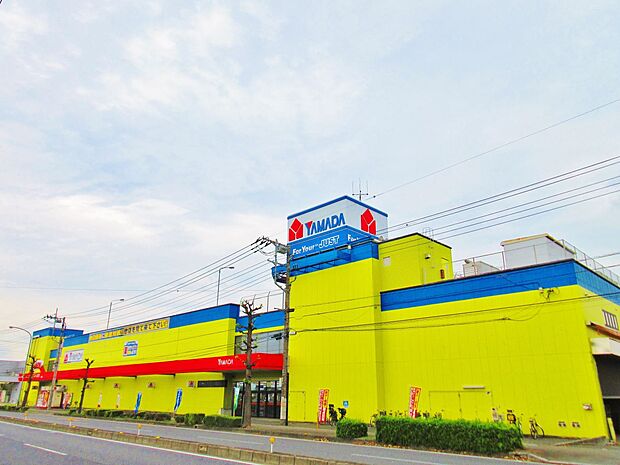 ヤマダデンキテックランドNewダイクマ大宮店まで約450m