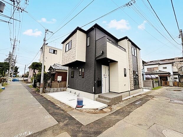 角地という恵まれた条件を活かし、豊かな暮らしを創り出しました。