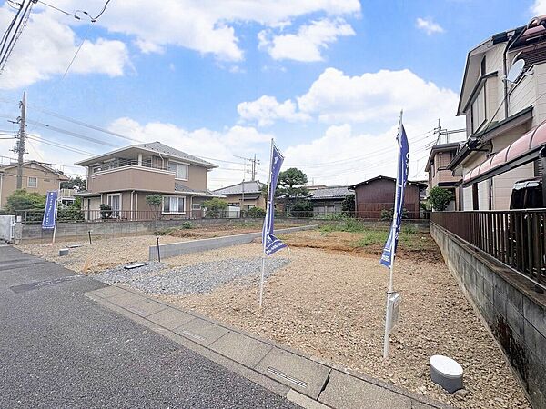 小・中学校まで徒歩10分以内でお子様の通学も安心です。(令和8年8月撮影)
