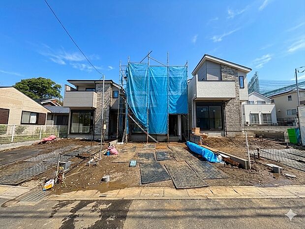 1、2階それぞれに大容量WICを配置、ご家族で共有して利用できます。(令和8年6月 撮影)