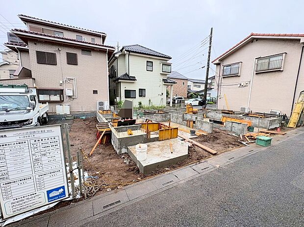 プライバシーに配慮した2階リビング設計。(令和8年6月 撮影)