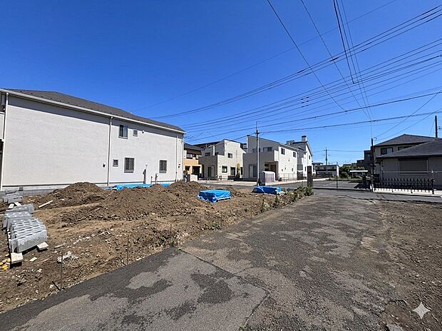 二部屋から行き来できる続きバルコニーを配置しています。(令和8年6月 撮影)