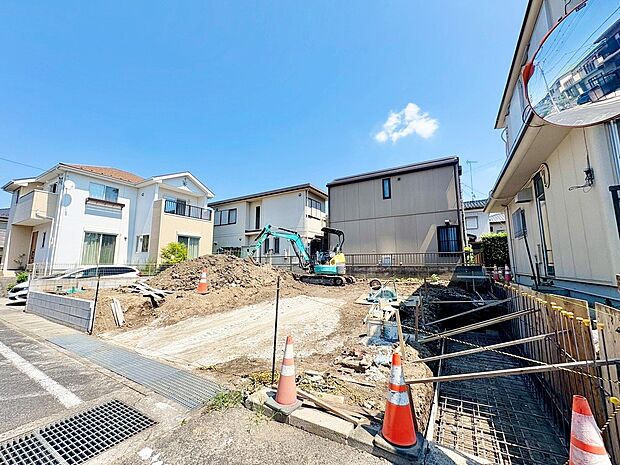 洗濯用・ガーデニング用に用途を分けられるバルコニーを3か所設けました。(令和8年7月撮影)