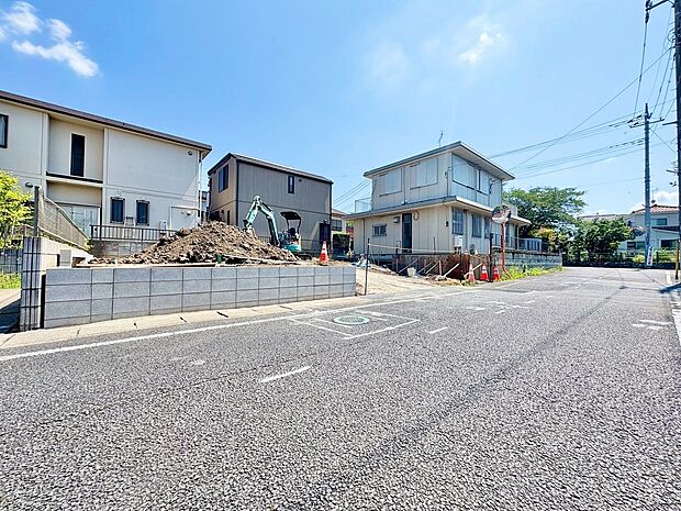1階は回遊性がありスムーズな動線も魅力。(令和8年7月撮影)