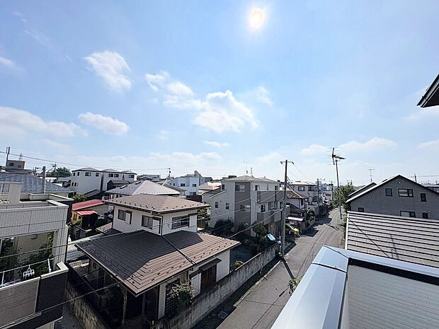 空と風を感じる、開放感ある暮らし心地を味わうことができます。