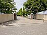 周辺：新曽中学校まで約250m