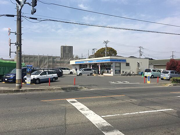ローソン上尾井戸木二丁目店まで約280m