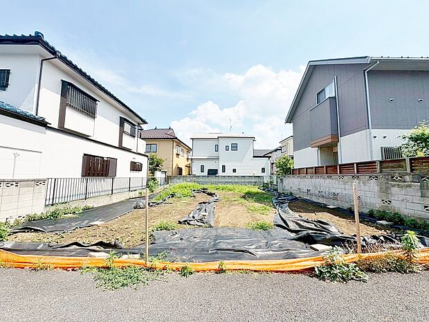 リビング階段は忙しい朝でもご家族が顔を合わせ会話から始まります。(令和8年6月 撮影)
