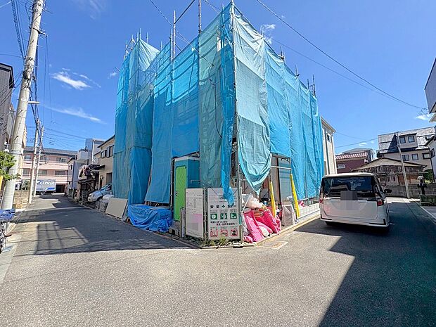 プライバシーを確保しやすく開放的に暮らせる2階リビングプラン。(令和8年9月撮影)