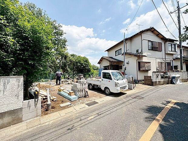 建物の居住性に拘った邸宅は「安らぎ」と「快適」を実現。(令和8年6月 撮影)