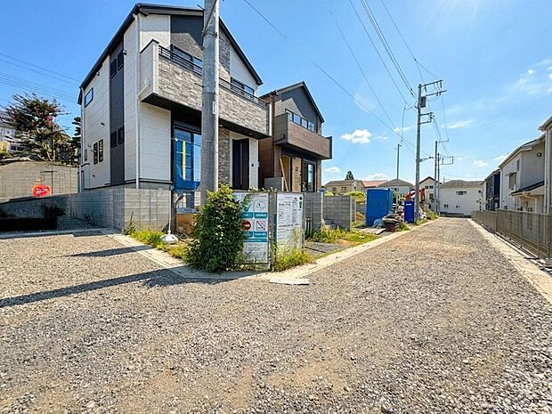 全居室二面採光、採光に富んだ設計で明るい空間を演出。(令和8年8月撮影)