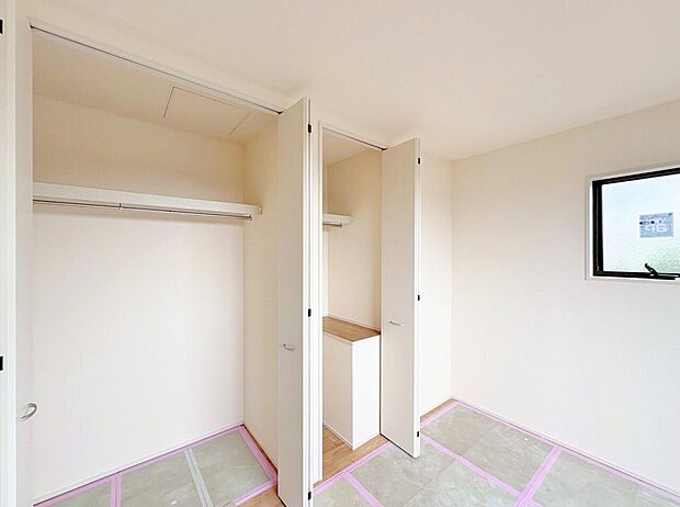 奥行きのあるクローゼットを採用しました。(令和8年7月撮影)