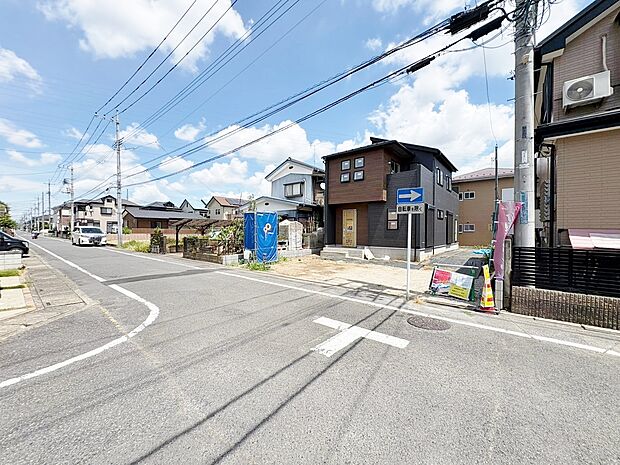 ゆったりした時間が流れる住環境。(令和8年8月撮影)