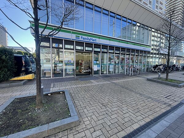 ファミリーマート 川口金山町店まで約250m