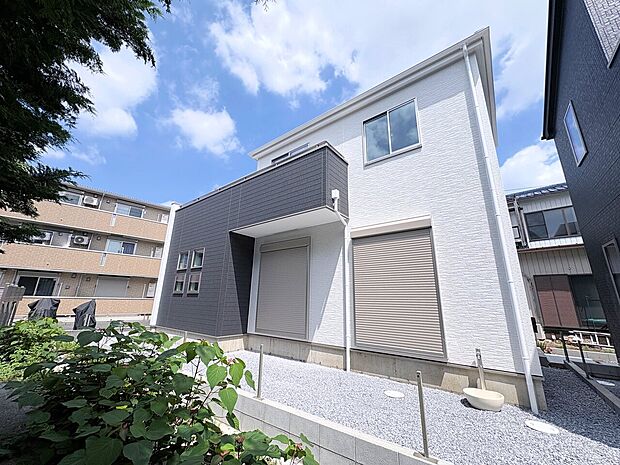 南越谷駅徒歩14分、敷地面積は46坪、4ＬＤＫ+ＷＩＣ＋ＳＣ付きのお住まい。