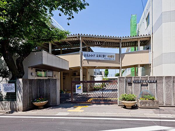 仲町中学校まで約450m