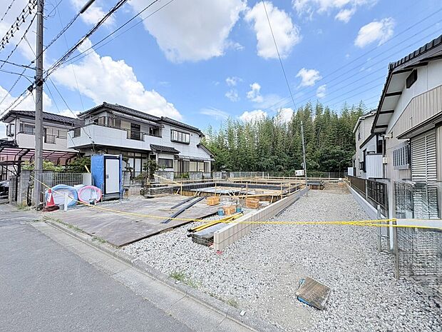 LDKは広々17.2帖、カウンターキッチンを採用しています。(令和8年8月 撮影)