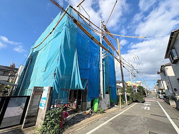 納戸やドレスルームなど、豊富な収納スペース付きです。(令和8年9月撮影)