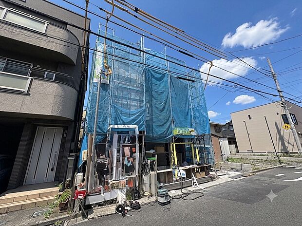 2階は全居室6帖以上、各お部屋にしっかりと収納スペースを設けてあります。(令和8年7月撮影)