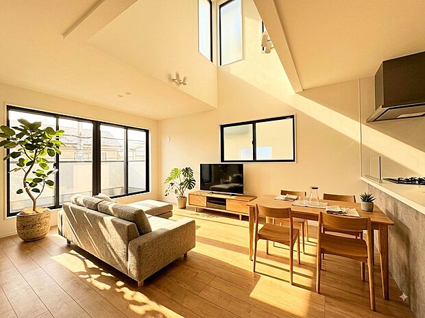 個性ある空間を演出し、住む人の幸せが育まれる場所。 ※現況写真にCGによる画像処理済み